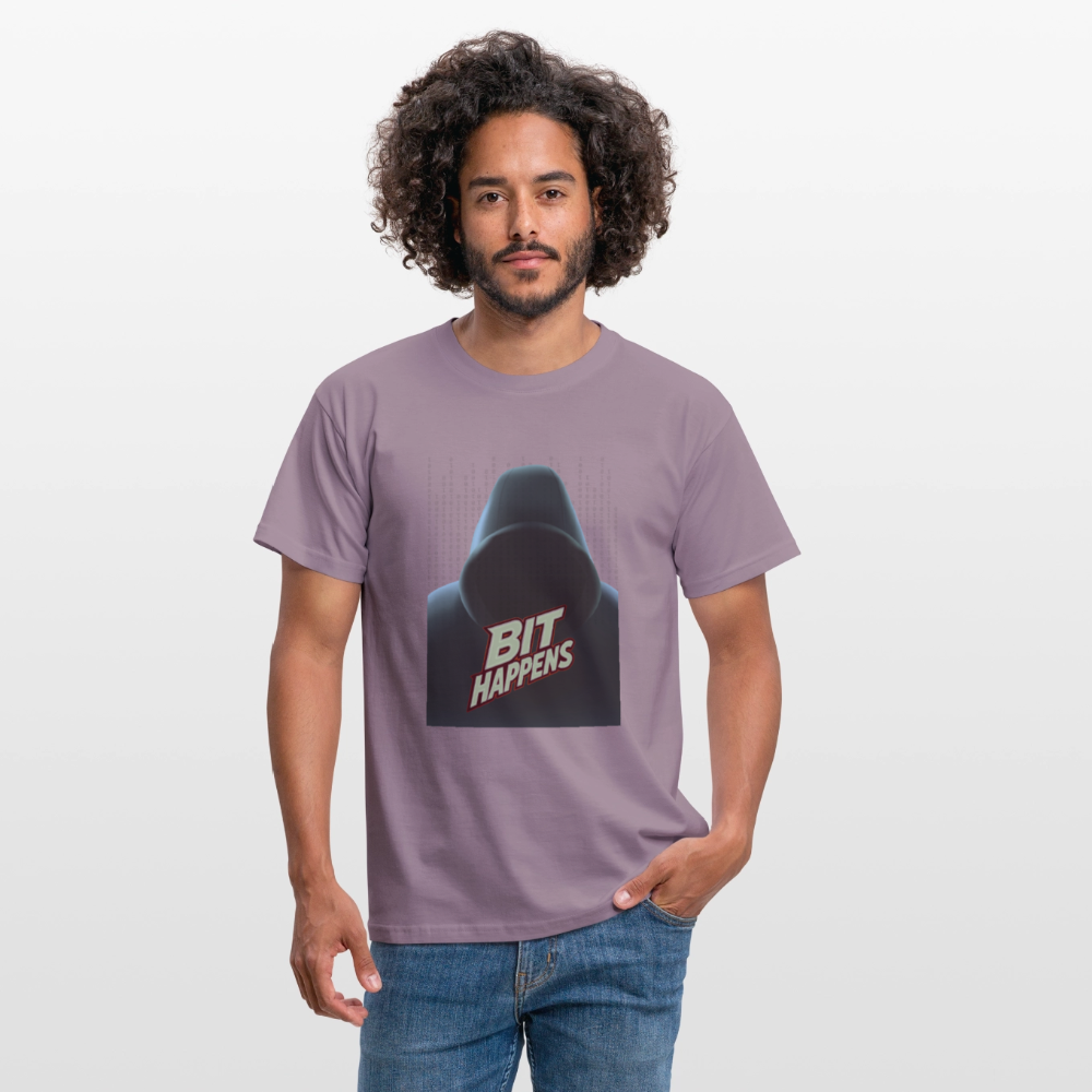 Bit Happens - Männer T-Shirt - Lilagrau