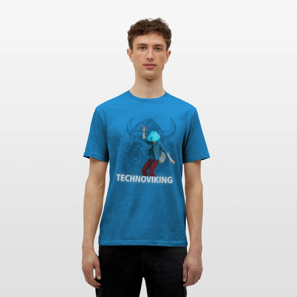Technoviking protects blue haired girl - Männer T-Shirt - Royalblau