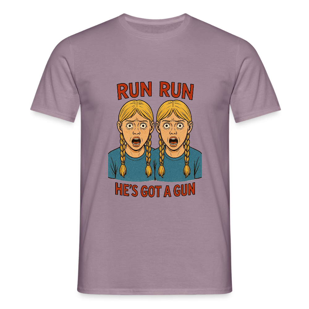 Zwillinge - run he´s got a gun - Männer T-Shirt - Lilagrau 